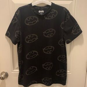 Batman character teenage T-shirt with golden emblem print